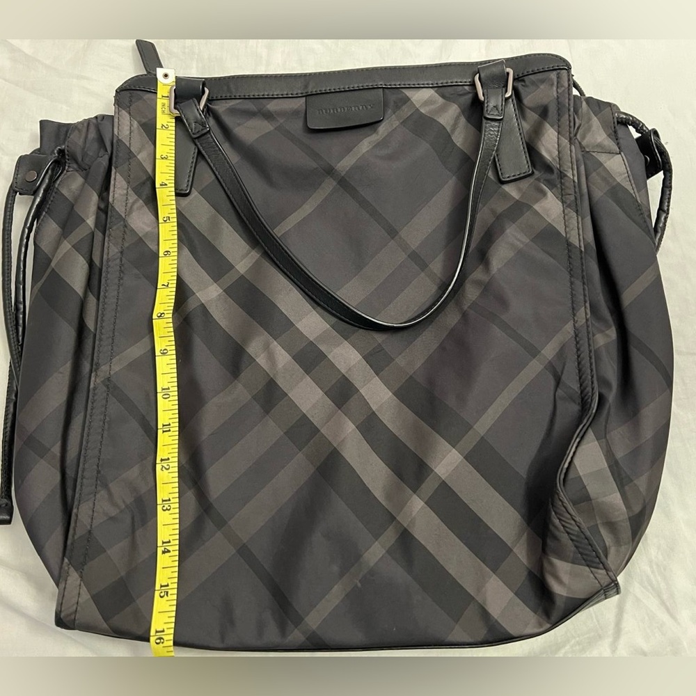 Burberry Smoked Check Hobo Bag - Picture 9 of 10